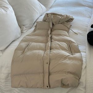 Zara puffer vest with hood